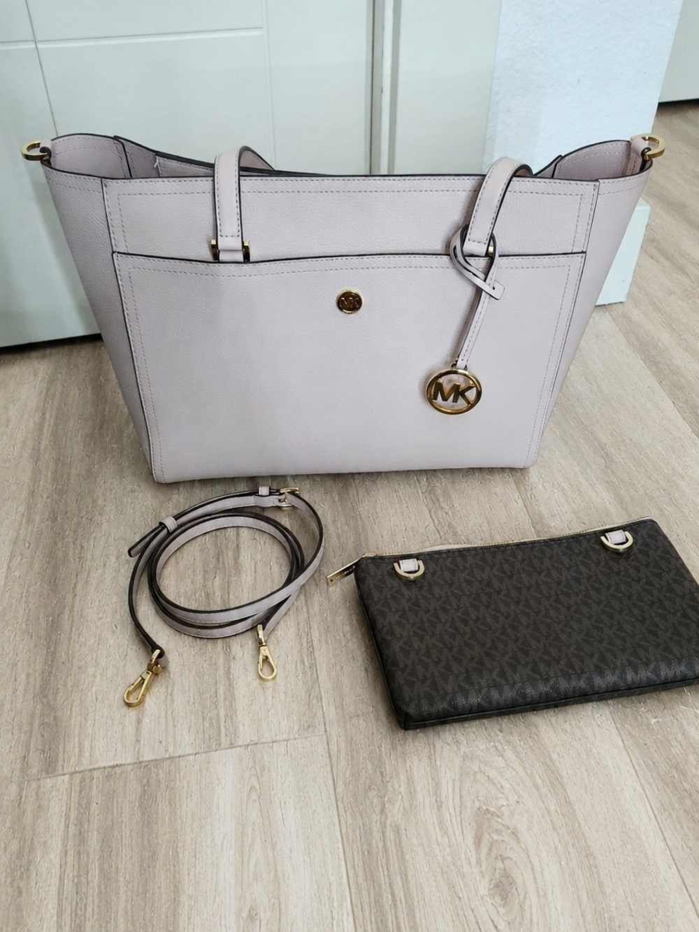 Michael Kors Maisie Large 3 Piece Set Tote Bag Powder Blush - Picture 5 of 6